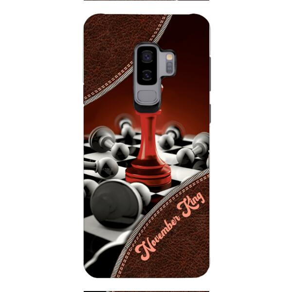 PERSONALIZED CHESS KING OR QUEEN WITH BIRTH MONTH PHONECASE QTTQ1611