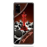 PERSONALIZED CHESS KING OR QUEEN WITH BIRTH MONTH PHONECASE QTTQ1611