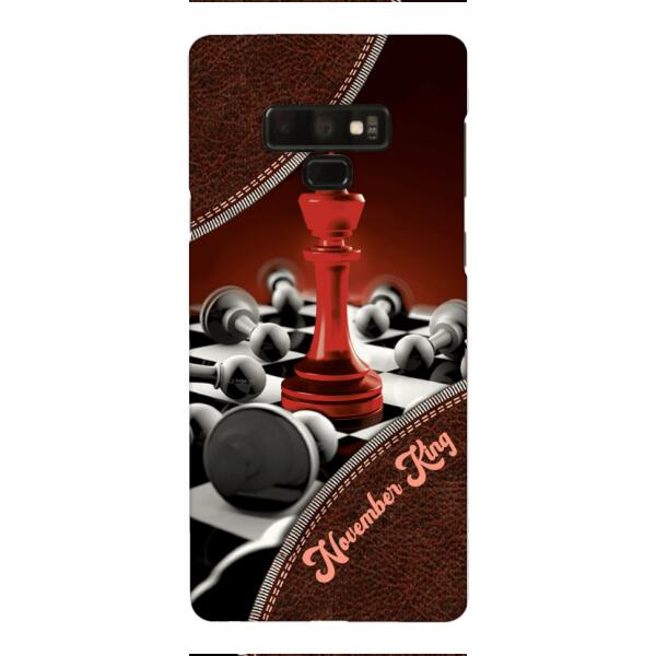 PERSONALIZED CHESS KING OR QUEEN WITH BIRTH MONTH PHONECASE QTTQ1611
