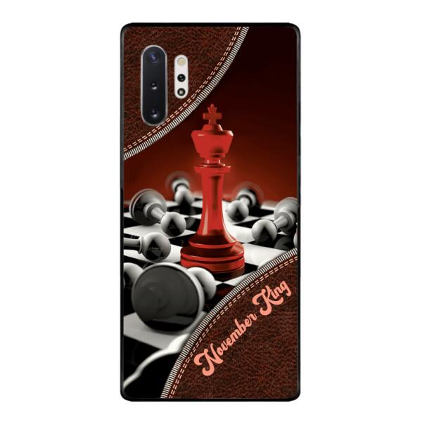 PERSONALIZED CHESS KING OR QUEEN WITH BIRTH MONTH PHONECASE QTTQ1611