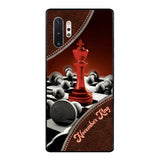 PERSONALIZED CHESS KING OR QUEEN WITH BIRTH MONTH PHONECASE QTTQ1611